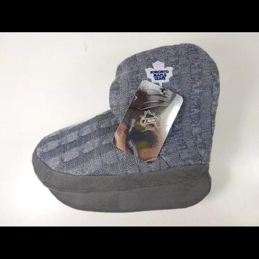 Women’s Toronto Maple Leaf Slippers